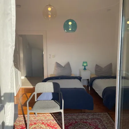 Vendégház Altstadt Naehe 7 Min Fussweg Ueber Alte Mainbruecke Zu Mit Balkon & Garten, Ideal For Long Stay, Relocation *